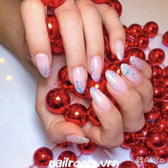 Маникюр, педикюр, архитектура бровей