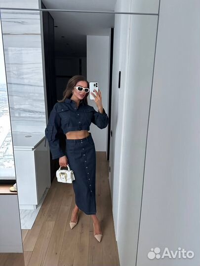 Джинсовый костюм женский с юбкой