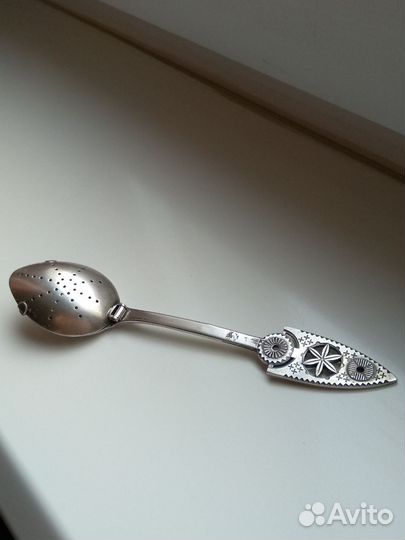 Серебряная ложка