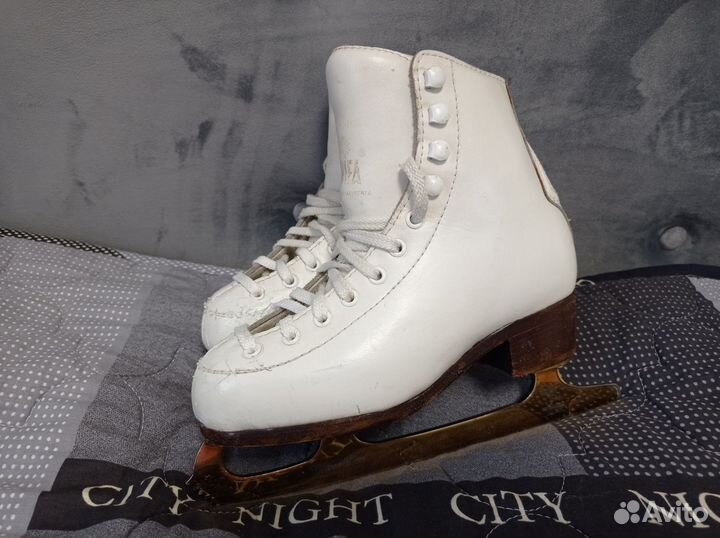 Фигурные коньки wifa 31