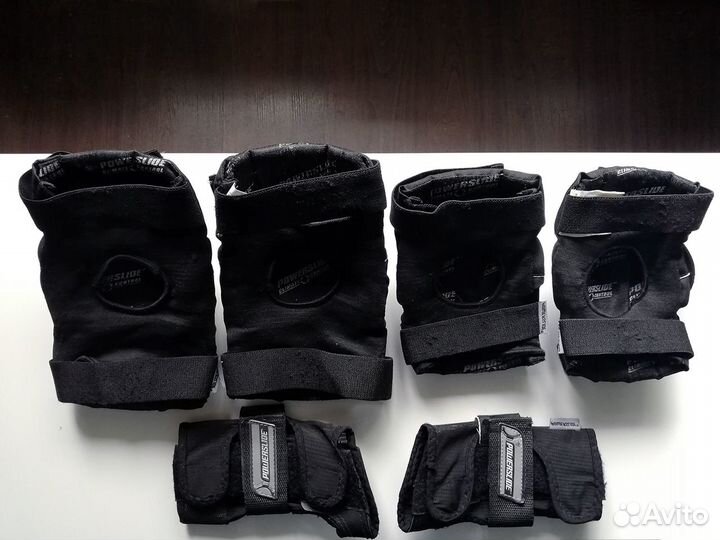 Комплект защиты для роликов/скейта Powerslide (L)