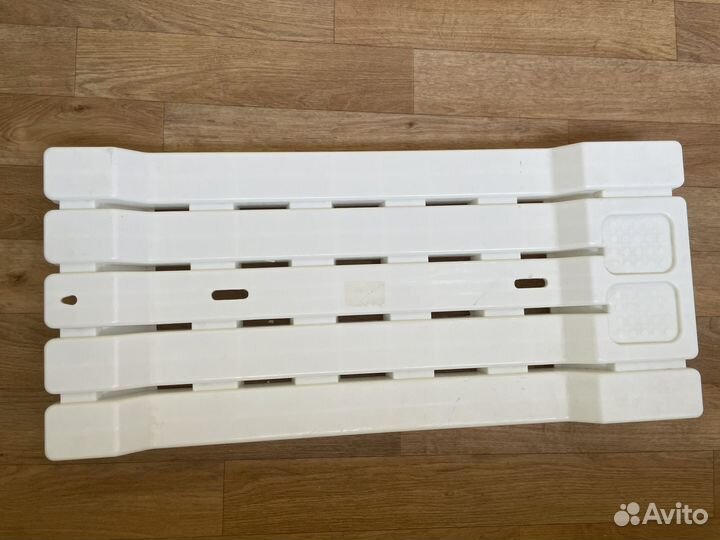 Решетка для ванной полка