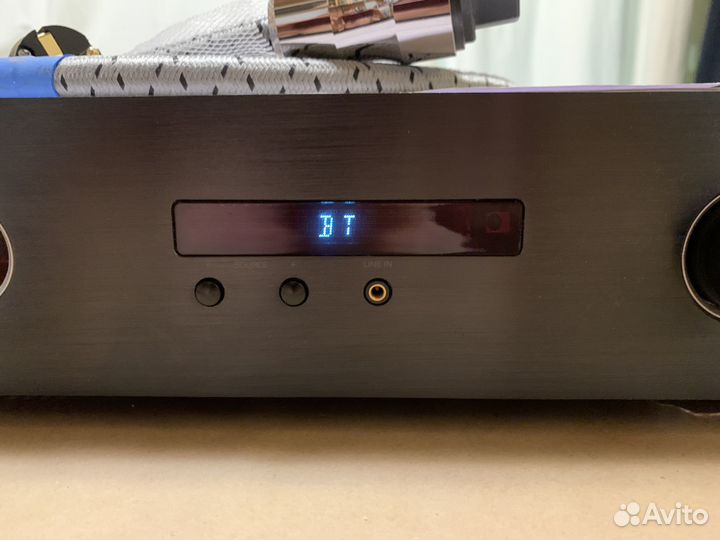 Magnat MA600 гибридный усилитель с Bluetooth и цап