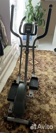Эллиптический тренажер