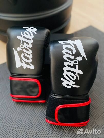 Перчатки Fairtex BGV14 черные (14 oz)