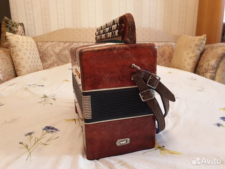 Баян Огонек 2. Смотрите видео