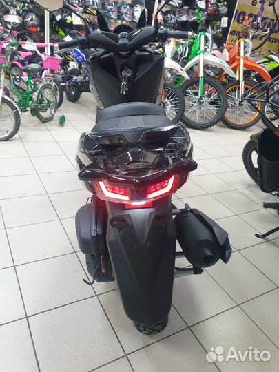 Скутер VMC (Vento) MAX 200 (Венто Макс) цвет Nero