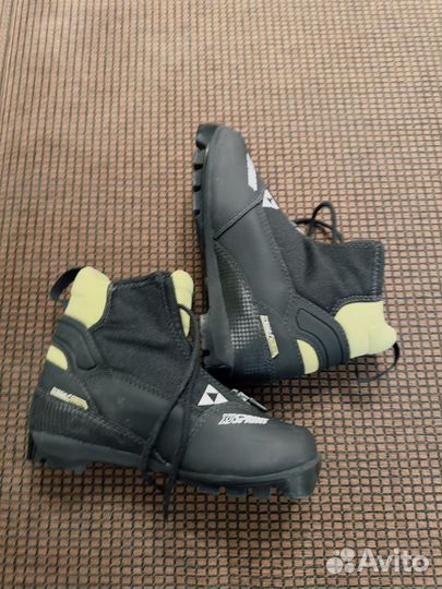 Лыжные ботинки fischer 35