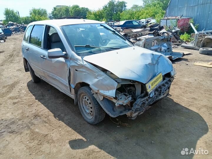 Заднее правое стекло калина универсал