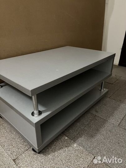 Тумба под телевизор или стол журнальный