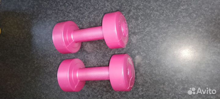Гантели 1кг покрытые пластиком для фитнеса