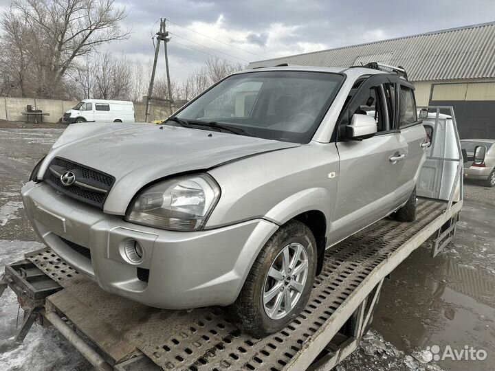Hyundai tucson разбор по запчастям