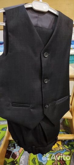 Костюм тройка для школы bosser