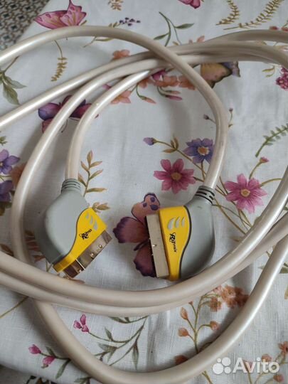 Кабель аудио-видео