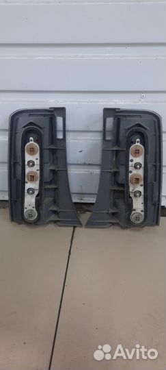 Переданы и задний фонарь toyota Bb