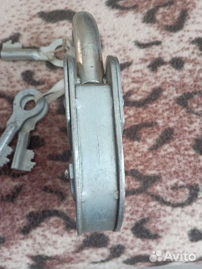 Замок амбарный навесной