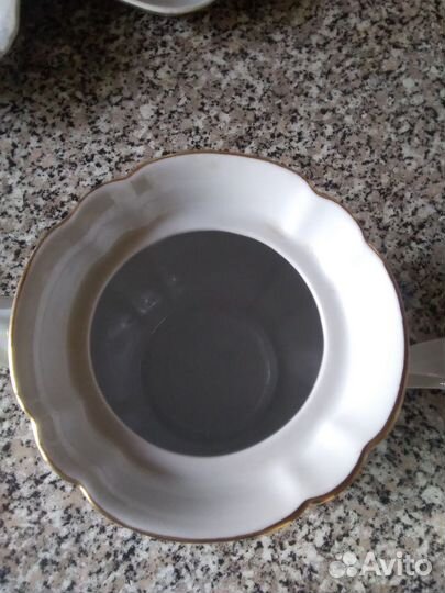 Предметы от чайного сервиза