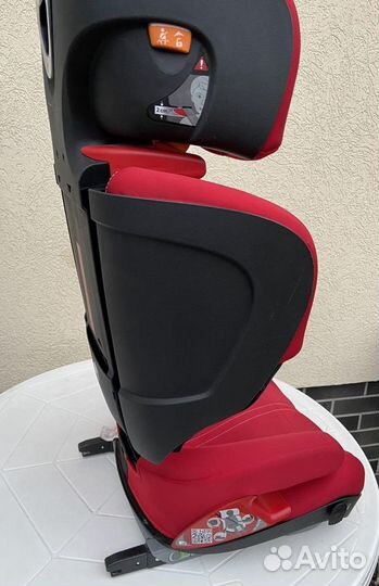 Автомобильное кресло Chicco oasys 2’3 15-36 кг