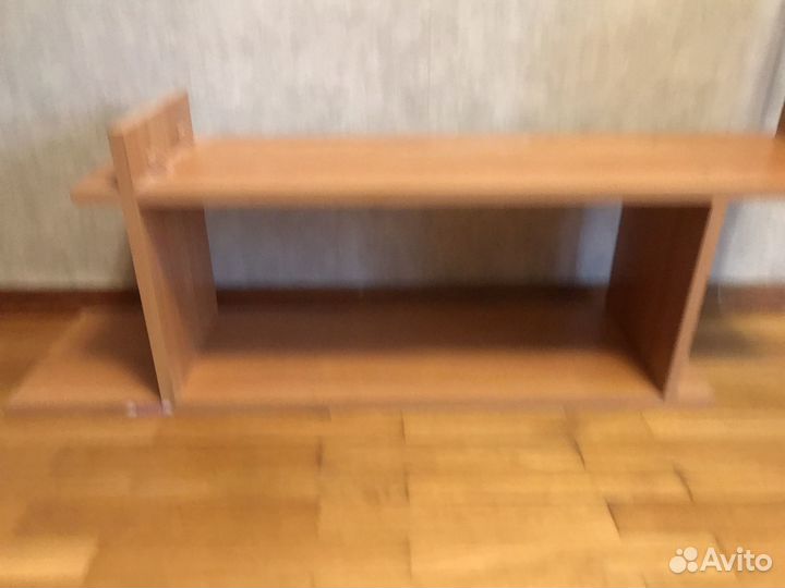 Книжные полки