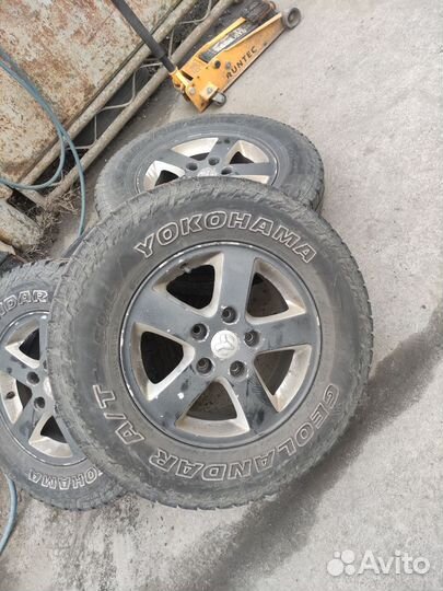 Yokohama Geolandar A/T G015 225/75 R16