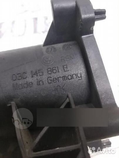 Воздуховод VW Golf VI 2009-2012