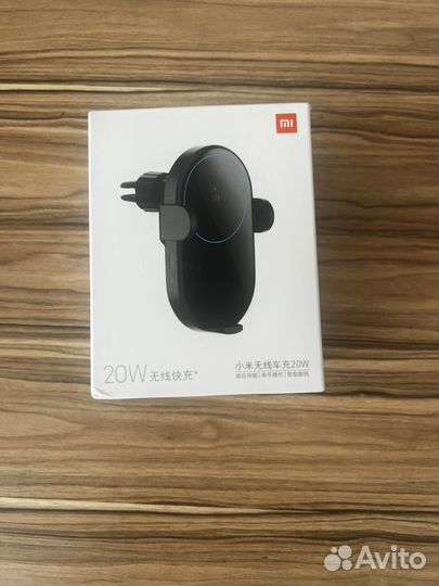 Беспроводная зарядка для автомобиля xiaomi