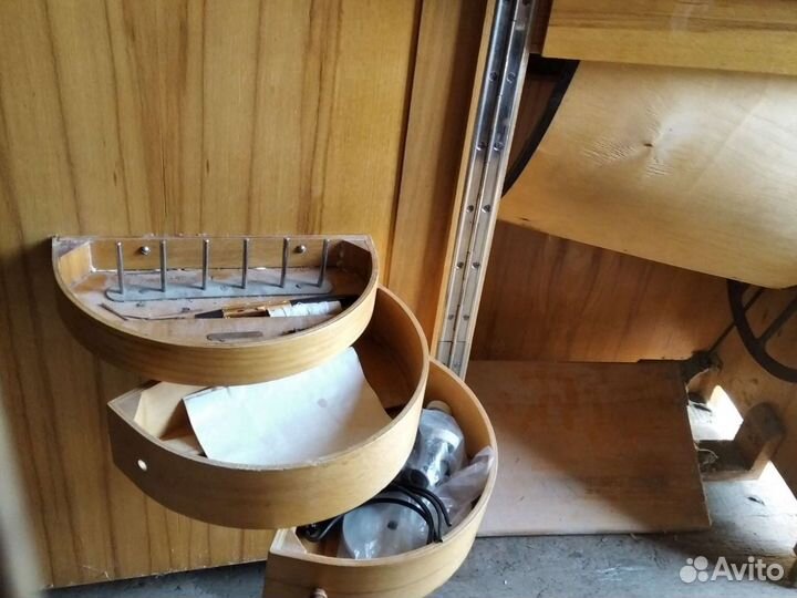 Швейная машина ножная