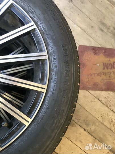 Michelin Agilis 205/60 R16