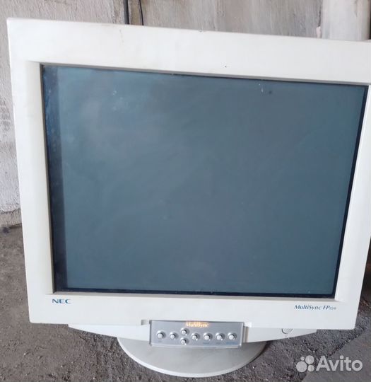 Монитор NEC MultiSync FP950