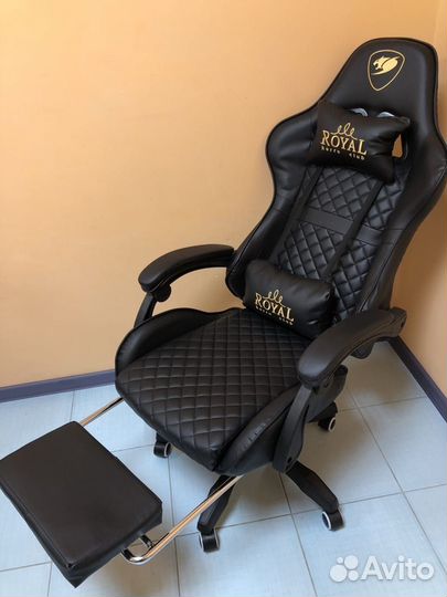 Компьютерное кресло с функцией массажа