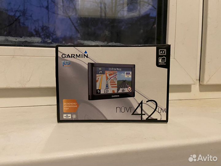 Навигатор Garmin nuvi 42LM