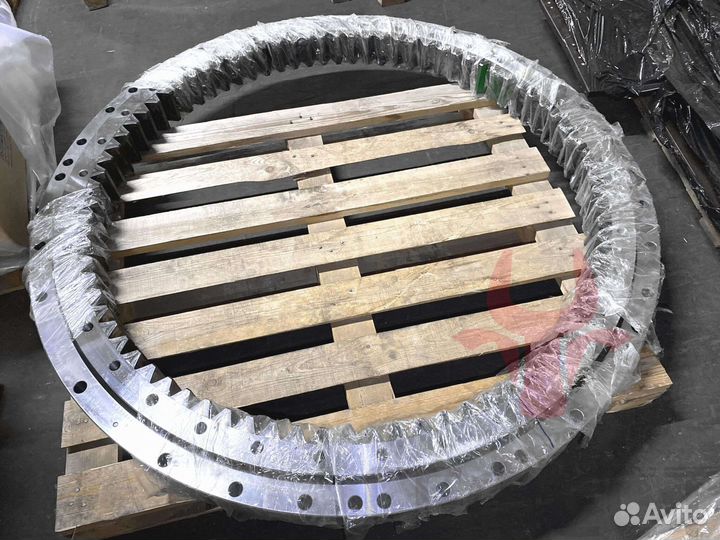 Опорно-поворотный круг Hitachi ZX250LC-3 9245728