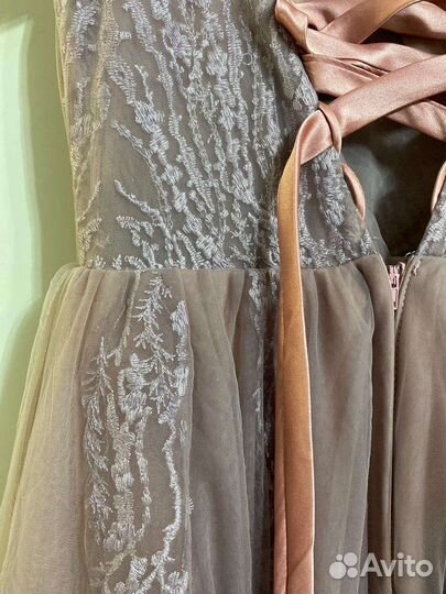 Вечернее платье