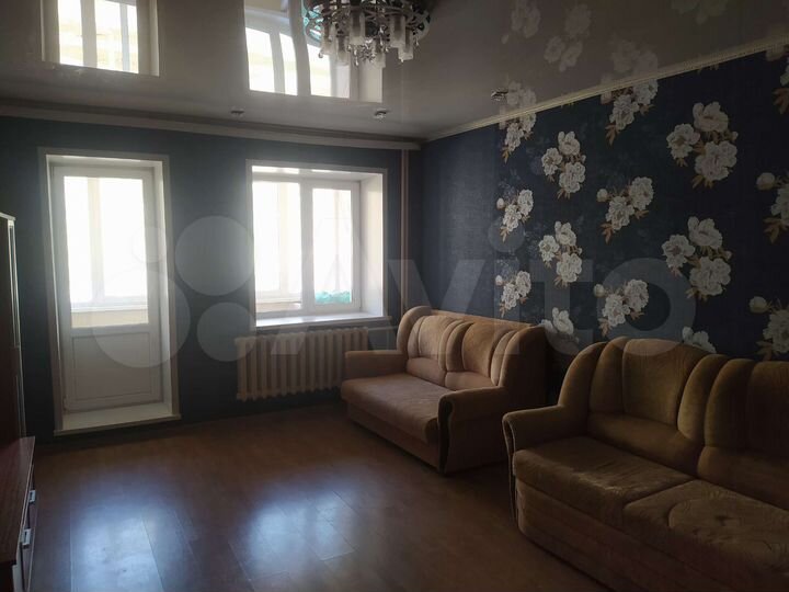 2-к. квартира, 54 м², 2/4 эт.