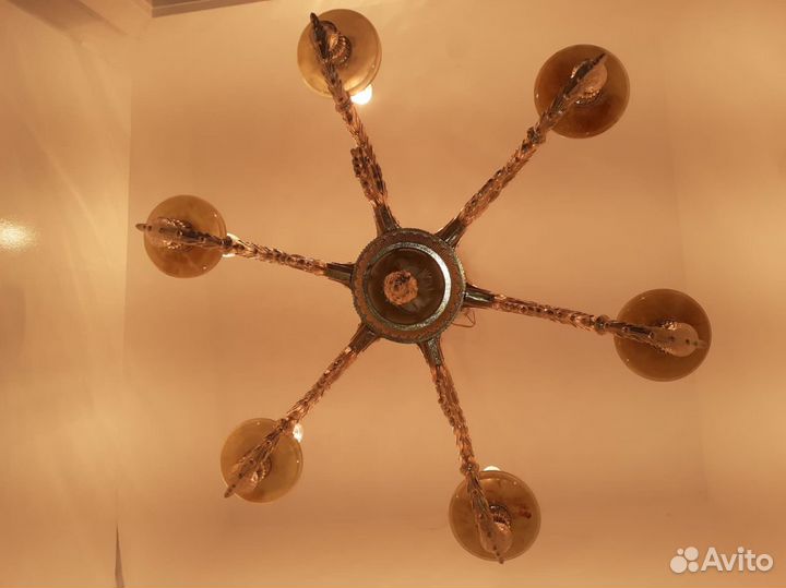 Люстра с ониксом (пластик)