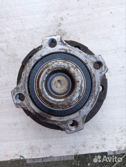 Ступица передняя BMW 5 e39, e60, e46