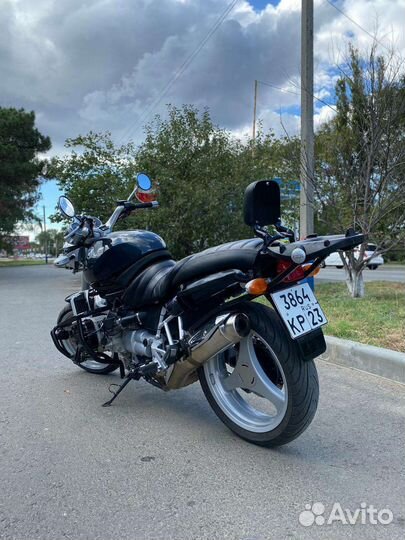 BMW R1100R