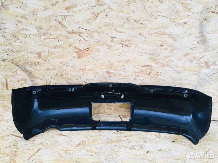 Бампер задний Toyota Sprinter Marino AE100AE101 Се