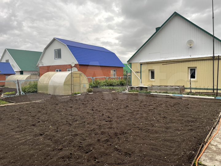 Дом 63 м² на участке 6,3 сот.