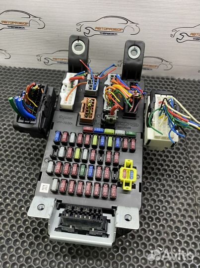 Блок предохранителей Kia Rio 2 2005-2009
