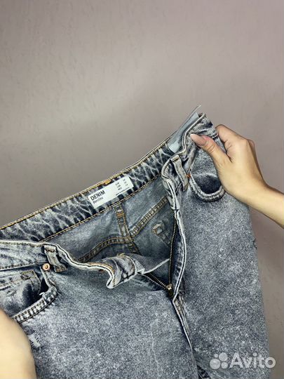 Джинсы bershka