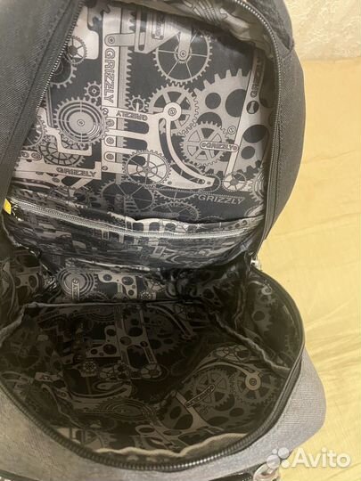 Школьный рюкзак