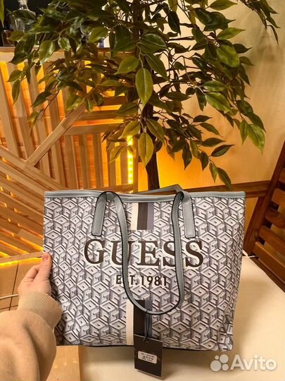 Сумка guess