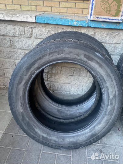 Bridgestone Blizzak Revo GZ 215/60 R17 96