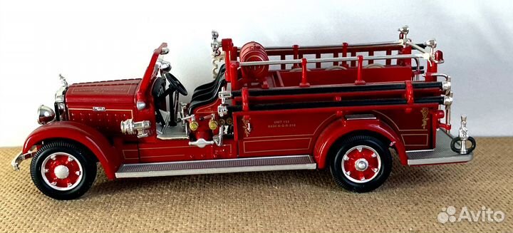 Коллекционные модели 1 43 Yat Ming