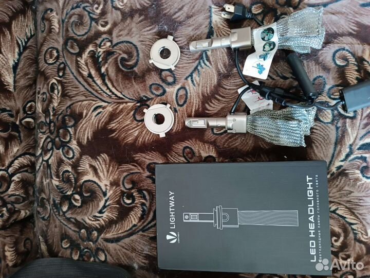 Светодиодные лампы led h4 2шт