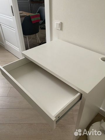 Стол IKEA микке