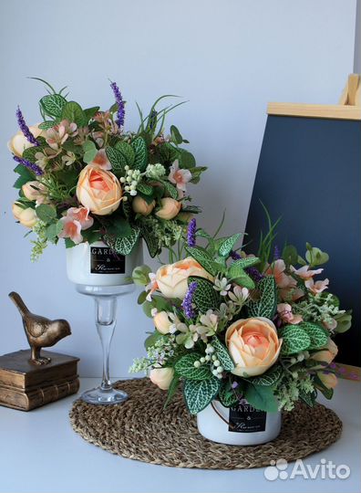 Букеты из искусственных цветов в наличии