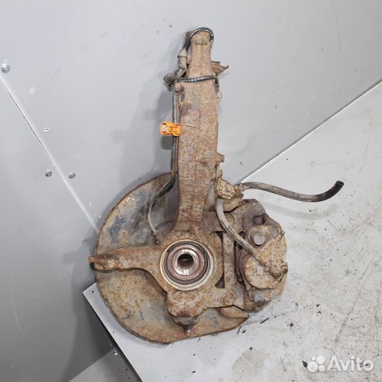 Кулак поворотный передний левый honda Accord VII