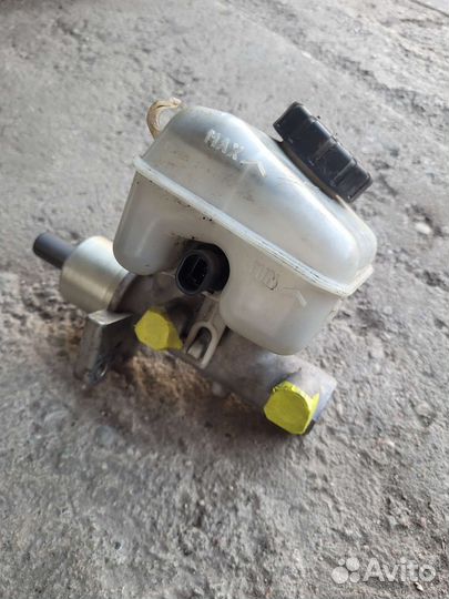 Главный тормозной цилиндр opel zafira A